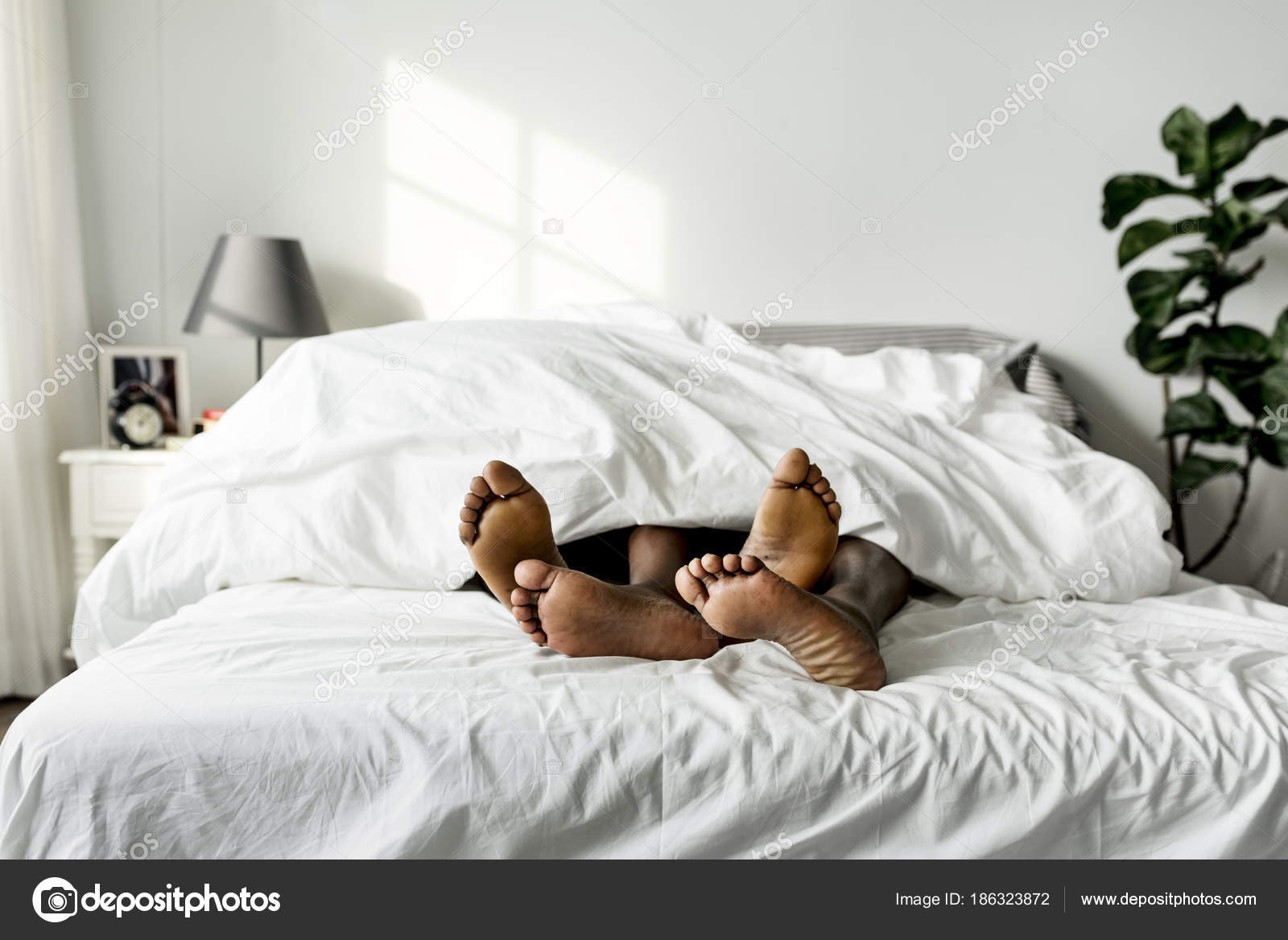 μαύρο ζευγάρι σεξ στο κρεβάτι