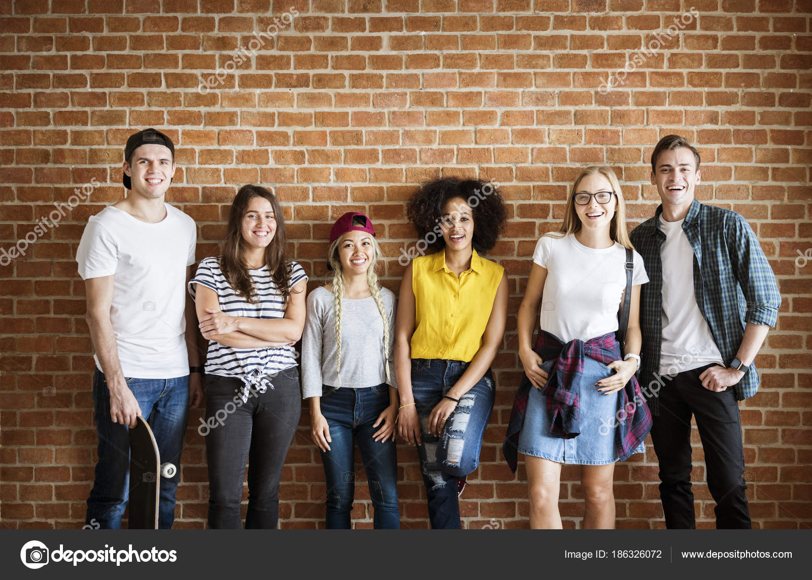 новые люди z. Gen z поколение. поколение y миллениалы. новые люди z. лингстеры поколение.