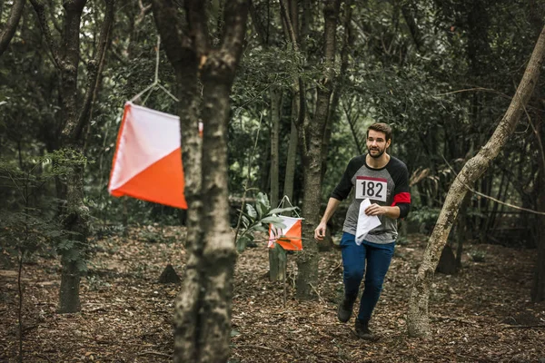 Outdoor Orientierungslauf Checkpoint Aktivität — Stockfoto