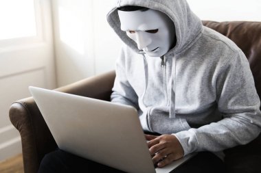 Bilgisayar hacker ve siber suç