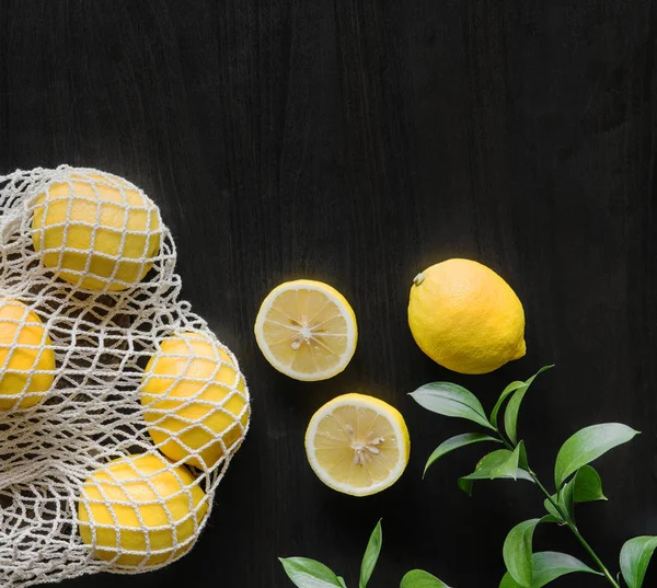 Fresh Yellow Lemons Black Background — Stock Photo, Image