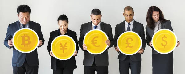 Gente Negocios Monedas Amarillas Iconos Concepto Presupuesto — Foto de Stock