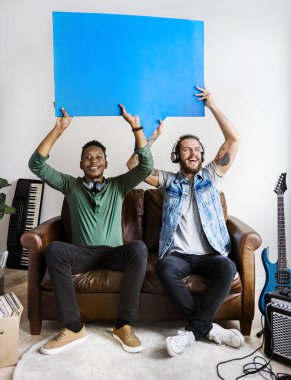 Konuşma kabarcıklar işbirliği ve müzik konsepti holding müzisyenler
