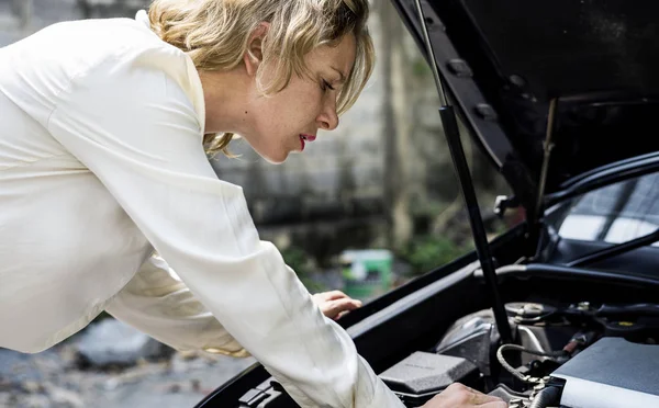 Trying Voor Positiebepaling Van Auto — Stockfoto