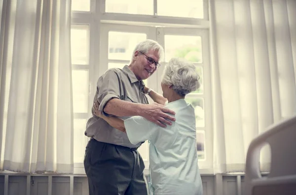 Oude Paar Patiënt Een Ziekenhuis — Stockfoto