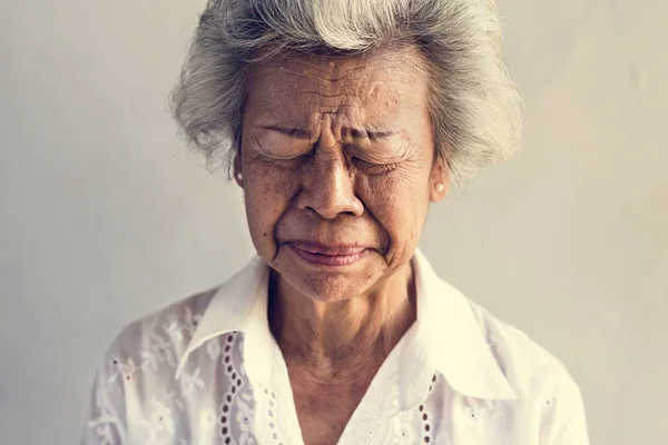 Anciano Asiático Mujer Llorando Cara Expresión — Foto de Stock