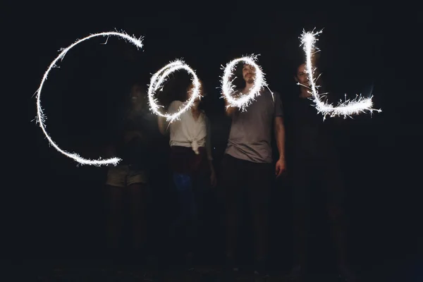 Wunderkerzen Formen Das Wort Cool — Stockfoto