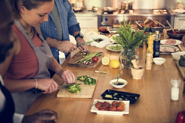 Gruppo Amici Cucina Cucina — Foto Stock