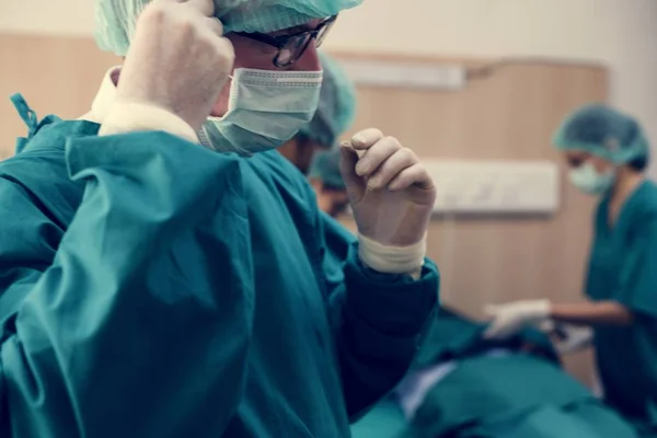 Artsen Die Zich Voorbereiden Een Operatie — Stockfoto