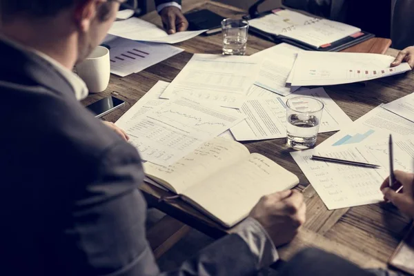 Gente Negocios Mesa Con Documentos Papel — Foto de Stock