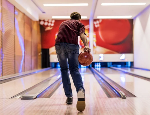 Ragazzo Procinto Rotolare Hobby Palla Bowling Concetto Svago — Foto Stock