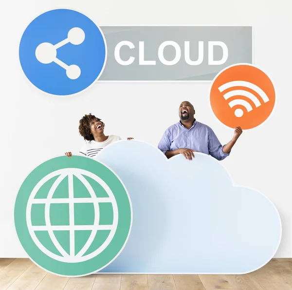 Šťastní Lidé Ikony Cloudu Technologie — Stock fotografie