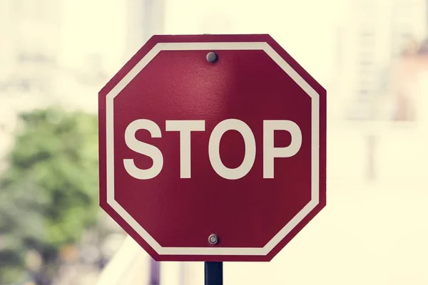 一時停止の道路標識のクローズ アップ — ストック写真