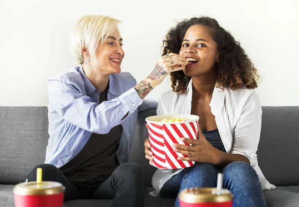 Young Women Watching Movie Together — Stock Photo, Image