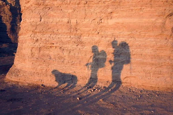 Pareja Mochileros Viajando Juntos —  Fotos de Stock