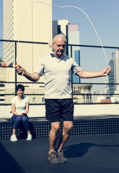 Personer Som Tränar Gymmet — Stockfoto