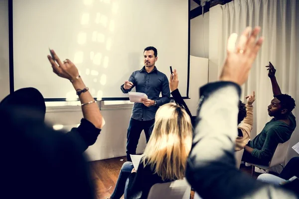 Empresarios Una Reunión — Foto de Stock