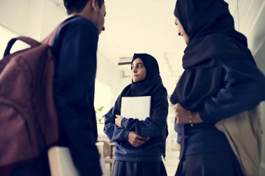 Bir grup Müslüman öğrenci