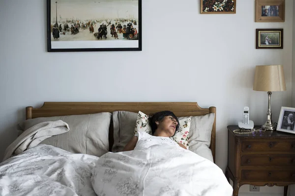 Senior Woman Sleeping Alone Bed — Stock Photo, Image