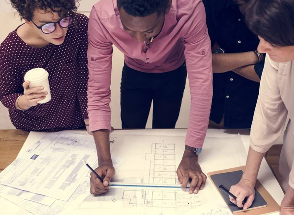 Diversos Empresarios Que Trabajan — Foto de Stock