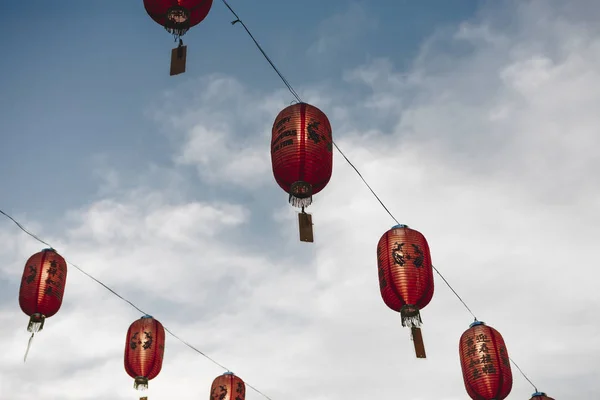 Lanternes Chinoises Dans Ciel — Photo