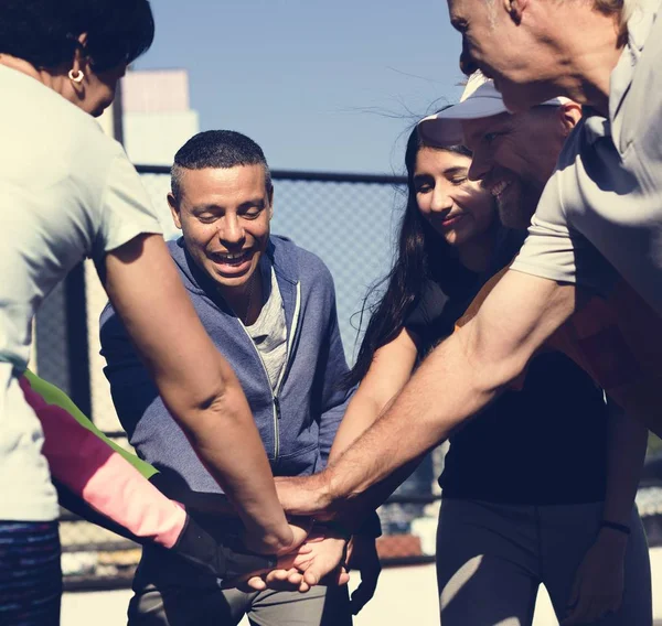 Gente Haciendo Ejercicio Gimnasio — Foto de Stock