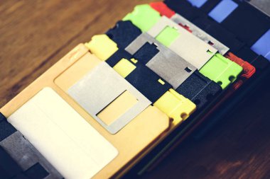 Eski okul disket sürücüsü veri depolama