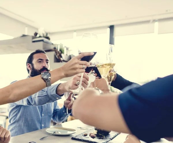 Young Hipster Friends Cheering Celebrating — Stock Photo, Image