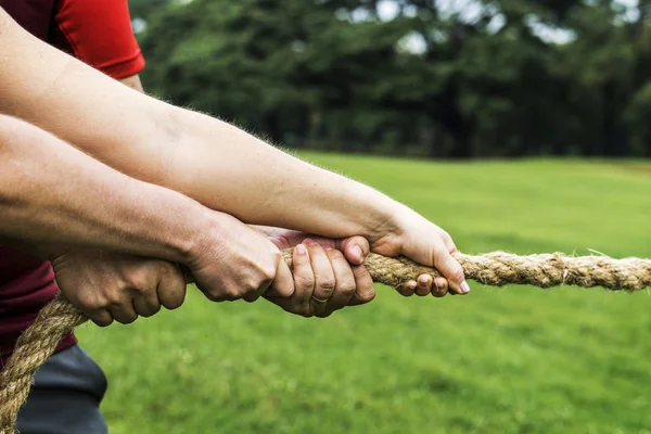 Team Som Tävlar Dragkamp — Stockfoto