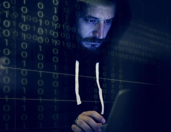 Homem Hacker Trabalhando Cibercrime Computador — Fotografia de Stock