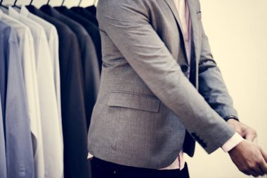 Müşteriler için giyim alışveriş