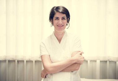 Spa salonu tedavisi, masör iş başında 