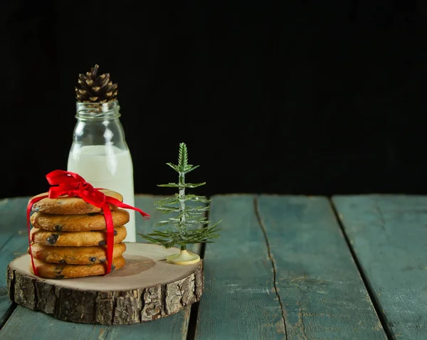 Печенье Молоко Бутылке Деревянном Столе — стоковое фото