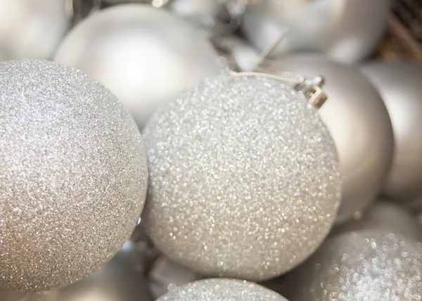 Plata Navidad brillo bolas patrón fondo — Foto de Stock