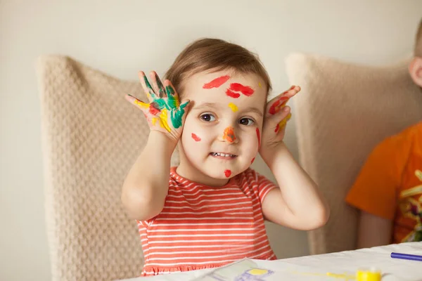 Girl Showing Painted Hands Hands Painted Colorful Paints Education School — Stock Photo, Image