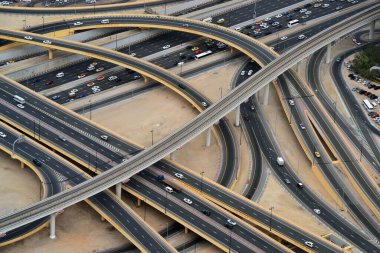 Halka çatalı yolu, arabalar, 