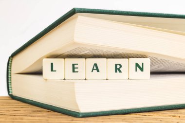 Metin zarlarla öğrenin