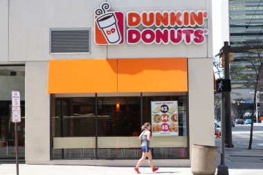 Cleveland, Ohio 17 Mayıs 2020 Dunkin 'Donuts Kahve Dükkanı