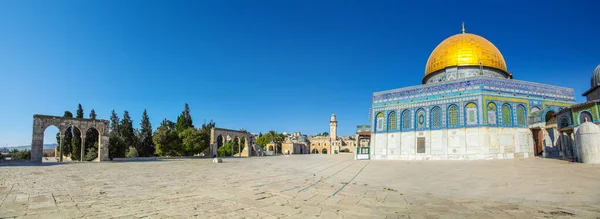 Panoramic view of the Golden Domes Al Aqsa Mosque on Temple Mount