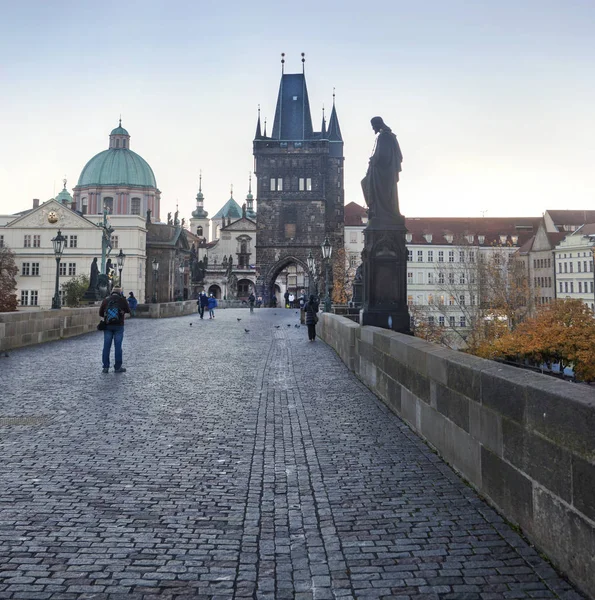 Paysage urbain à Prague en automne — Photo