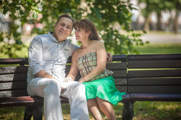 Man en vrouw — Stockfoto