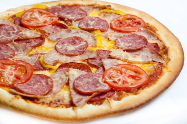 Pizza, sucuklu, salamlı, peynir, hamur, gıda, hızlı,