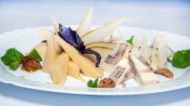 yemekler ve aperatifler