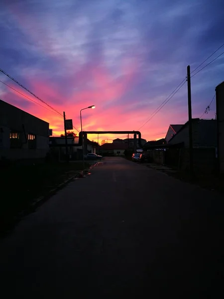 Industriestraße Abendlicht Mit Alten Lagerhallen Und Fabriken — Stockfoto