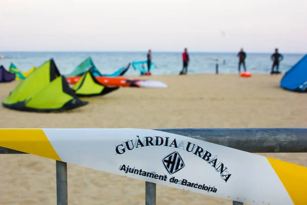 Barcelona España Mayo 2020 Vista Través Cerca Playa Cerrada Orilla — Foto de Stock