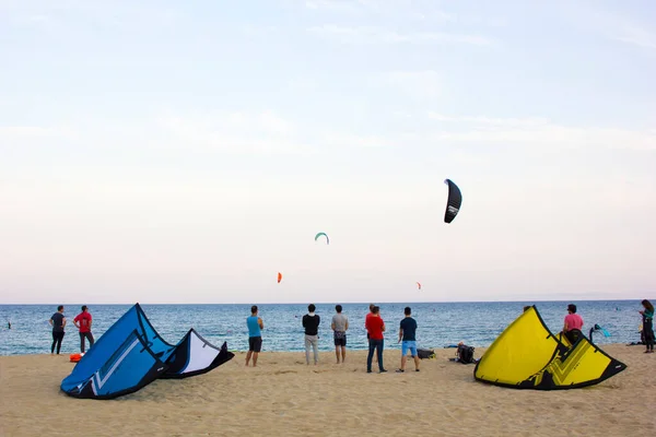 Barcelona Spanje Mei 2020 Kitesurfers Het Strand Van Mar Bella — Stockfoto