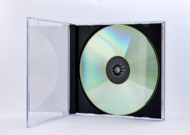cd beyaz arkaplanlı kutusunda