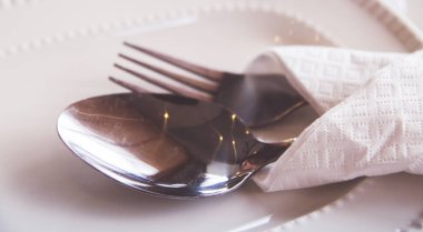 kaşık ve çatal plaka restoran