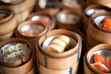 yumcha, dim sum in bamboe stoomboot, chinese keuken
