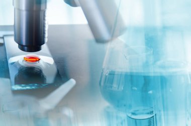 Bir pipetin deney tüpüne örnek bırakması, soyut bilim geçmişi.